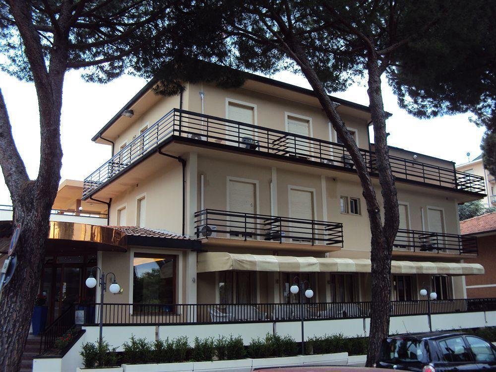 Vintage Hotel Montecatini Terme Kültér fotó